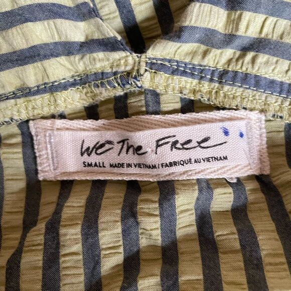 New Free People one of the bots tunic size S
So special in stripes, - Picture 9 of 9